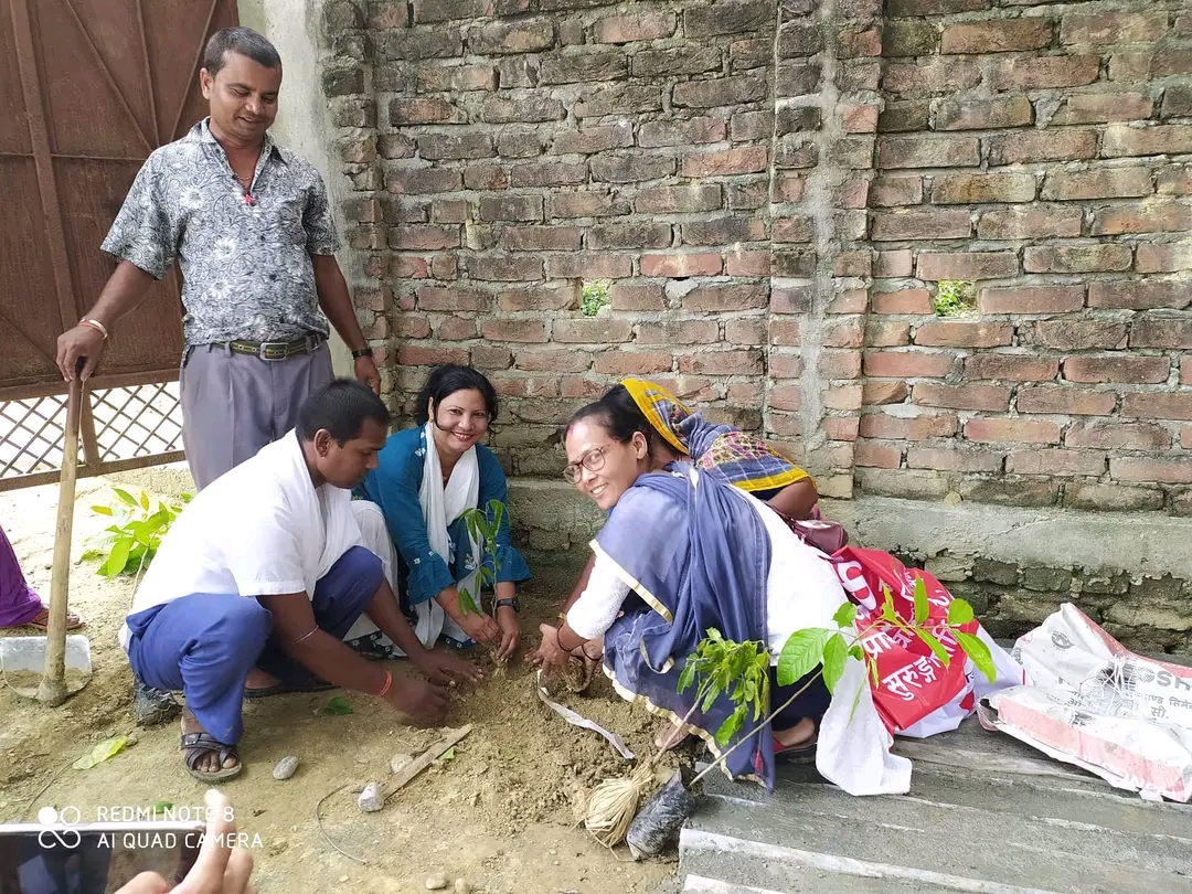 सप्तरीको सुरुङ्गा ८ मलहनमा बृक्षा रोपन कार्यक्रम सम्पन्न