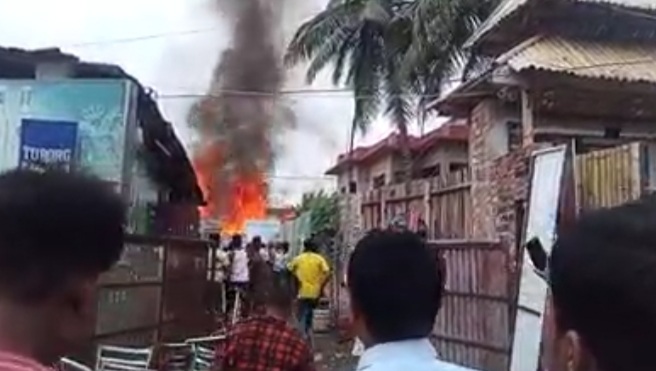 breaking news: जनकपुर को एक होटेलमा भीषण आगजनी पुर्ण रूपमा समान नष्ठ