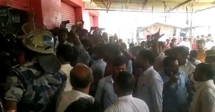 रौतहटका नापी शाखा प्रमुखमाथि दुर्ब्यबहार