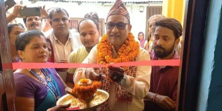 मेयर चौधरीद्वारा लहान ३ का वडा कार्यालय उदघाटन