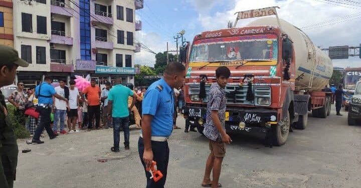 नारायणगढको पुल्चोकमा भारतीय ट्याङकरको ठक्करबाट पैदलयात्रीको मृत्यु