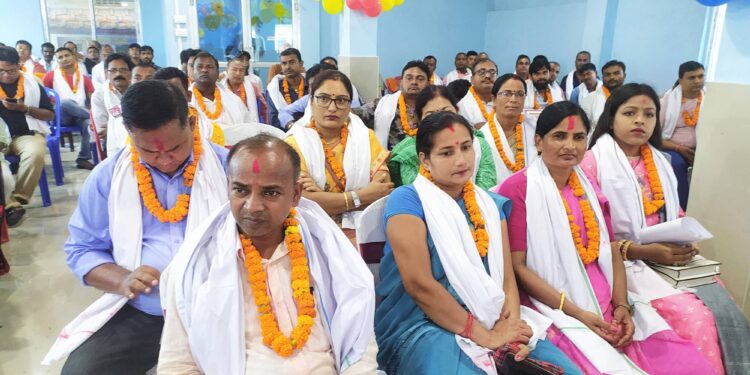 जिल्ला उधोग बाणिज्य संघका नवनिर्वाचित पदाअधिकारीहरुको पदस्थापना कार्यक्रम सम्पन्न