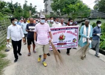 लहान नगरपालिकामा थालियो बृहत सरसफाई अभियान