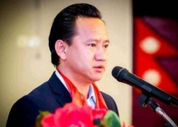 राजीनामा नदिए राष्ट्रपतिलाई महाअभियोग लगाउन तरुण दलको माग