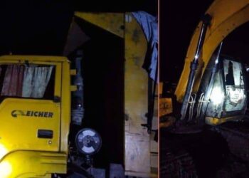 बञ्चरेडाँडामा फोहोर खन्याउन पुन: अबरोध, फोहोर बोकेका १४ टिपर स्थानीयद्वारा तोडफोड