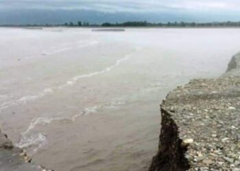 सप्तकोशीमा बाँध फुट्यो