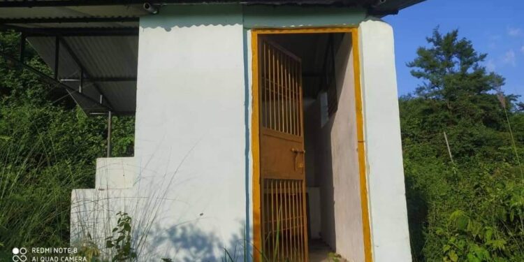 मिर्चैया नगरपालिका वाडा नम्बर ९ कमलदहमा निर्माण भएको भन्सा घर जिर्न बन्दै