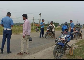 सिरहामा ट्राफिक चेकिङ्गमा कडाई