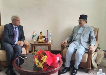 गृहमन्त्री बालकृष्ण खाणसँग भारतीय राजदूत श्रीवास्तवको भेटवार्ता