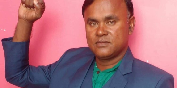 सिरहा निर्वाचन क्षेत्र न. १ मा दलित समुदाय संगठित हुँदै दलित समुदायका पासमान उमेदवार