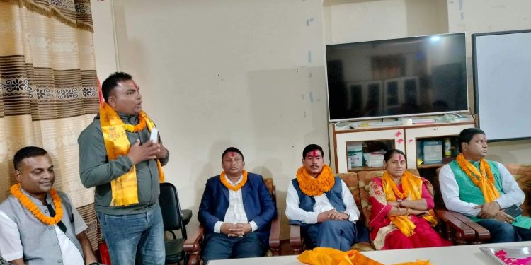 अस्पताल विकासको लागि सहजीकरण गर्न प्रतिबद्ध छु:पूर्व कानूनीमन्त्री श्रेष्ठ