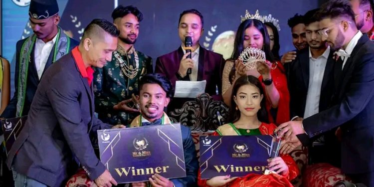 मिस्टर एण्ड मिस वल्ड-वाईड नेपाल २०२२ को उपाधि रोशन र रितीकालाई