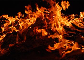 लण्डनमा आगलागी ११ जना अस्पताल भर्ना