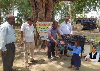 साल्ट ट्रेडिङ्ग लहानद्वारा जनचेतना संगै ब्याग सहयोग