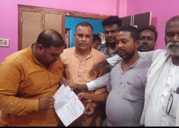 सिरहाको नरहा गाउँपालिकामा बजेट पारदर्शिता माग, विरोध प्रदर्शनको चेतावनी”