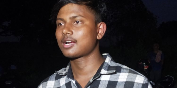 कानुनी प्रक्रिया बिनै सिरहाका प्रहरी जवान कैलाश रायको जागीर खोसियो