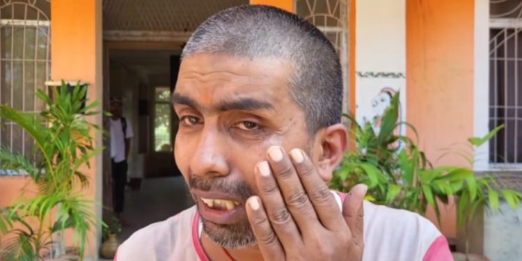 जनकपुरधाम उपमहानगरपालिकामा कर तिर्न गएका सेवाग्राहीमाथि नगरप्रहरीको दुर्व्यवहार