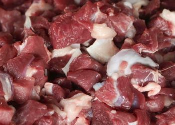 “लहानमा बजार अनुगमन तीव्र: मासु र तेलमा ठगी गर्ने पसललाई जरिवाना”