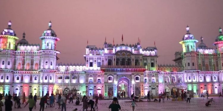 जनकपुरधाममा धूमधामसाथ लक्ष्मीपूजा सम्पन्न, घर-घरमा रंगोली र श्रद्धा