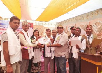 कुशवाहा समुदायद्वारा सयौं जना सम्मानित