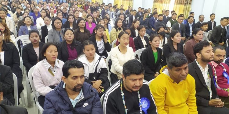 जलवायु परिवर्तन र पृथ्वी पुनर्स्थापनामा युवाको सक्रियता