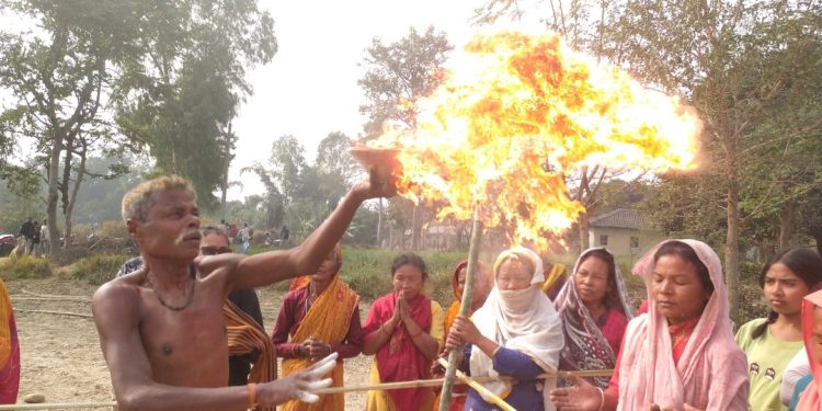 २५ वर्षअघिको भाकल पूरा गर्न सिरहामा दिव्य राहु अनुष्ठान