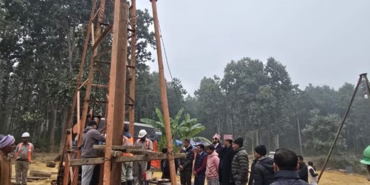 लहानमा वर्षौंदेखि अलपत्र खानेपानी आयोजना पुनःसञ्चालन