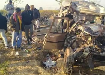 प्रयागराज जाँदै गरेका १० भक्तजनको दुर्घटनामा मृत्यु