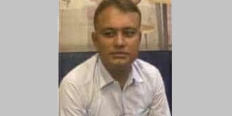 इन्जिनियर ५ लाख ७० हजार घुससहित पक्राउ