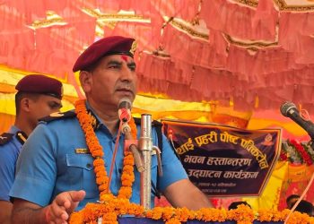 लहानमा स्थानीयको अगुवाइमा प्रहरी भवन निर्माण, डिआइजी चतुर्वेदीले गरे प्रशंसा