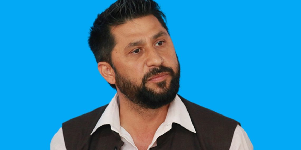 एकल बहुमत दिन चितवनबाट रविको आह्वान