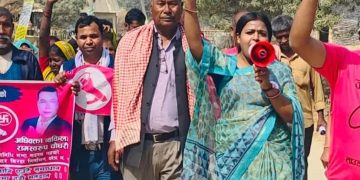 सिरहा–१ मा जनमत पार्टीका रामस्वरुप चौधरीको सक्रिय घरदैलो अभियान