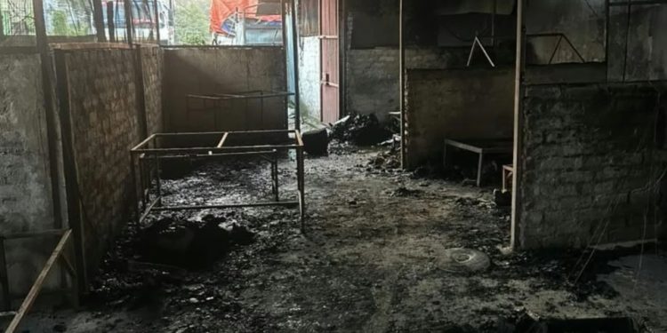 बिर्तामोडमा क्यान्टिनमा आगलागी हुँदा ६५ वर्षीय वृद्धको मृत्यु